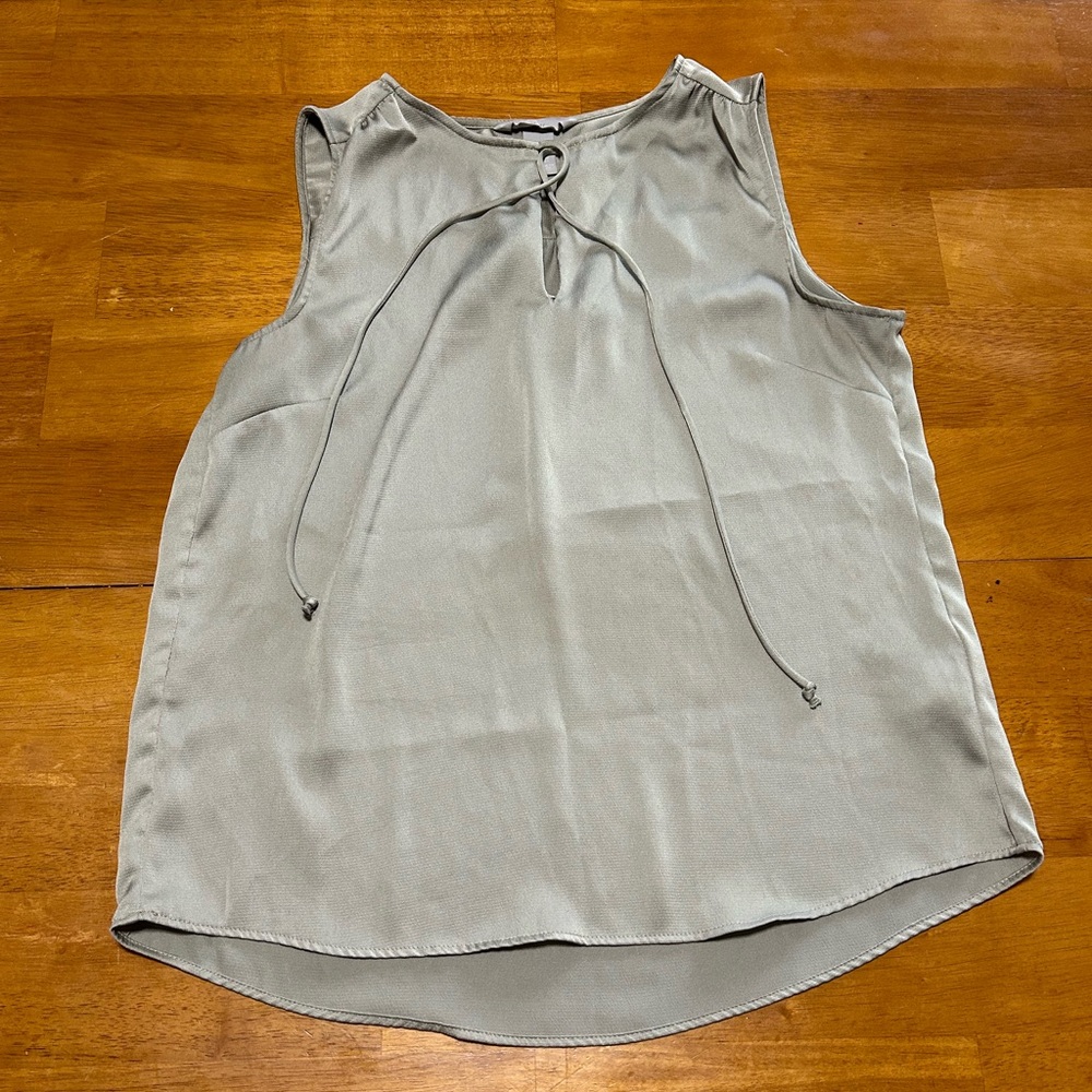 Women’s Olive Blouse tank